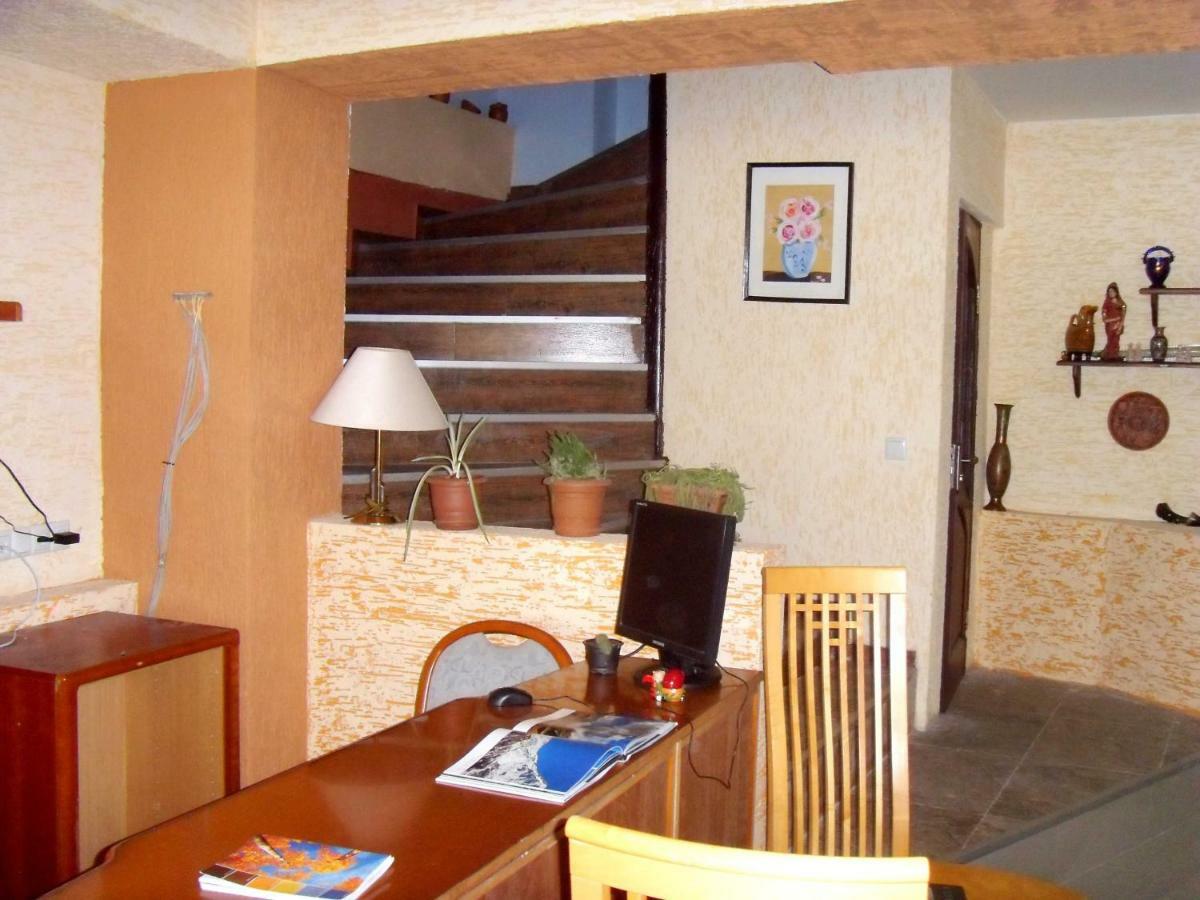 Hotel Nadikvari تبليسي المظهر الخارجي الصورة